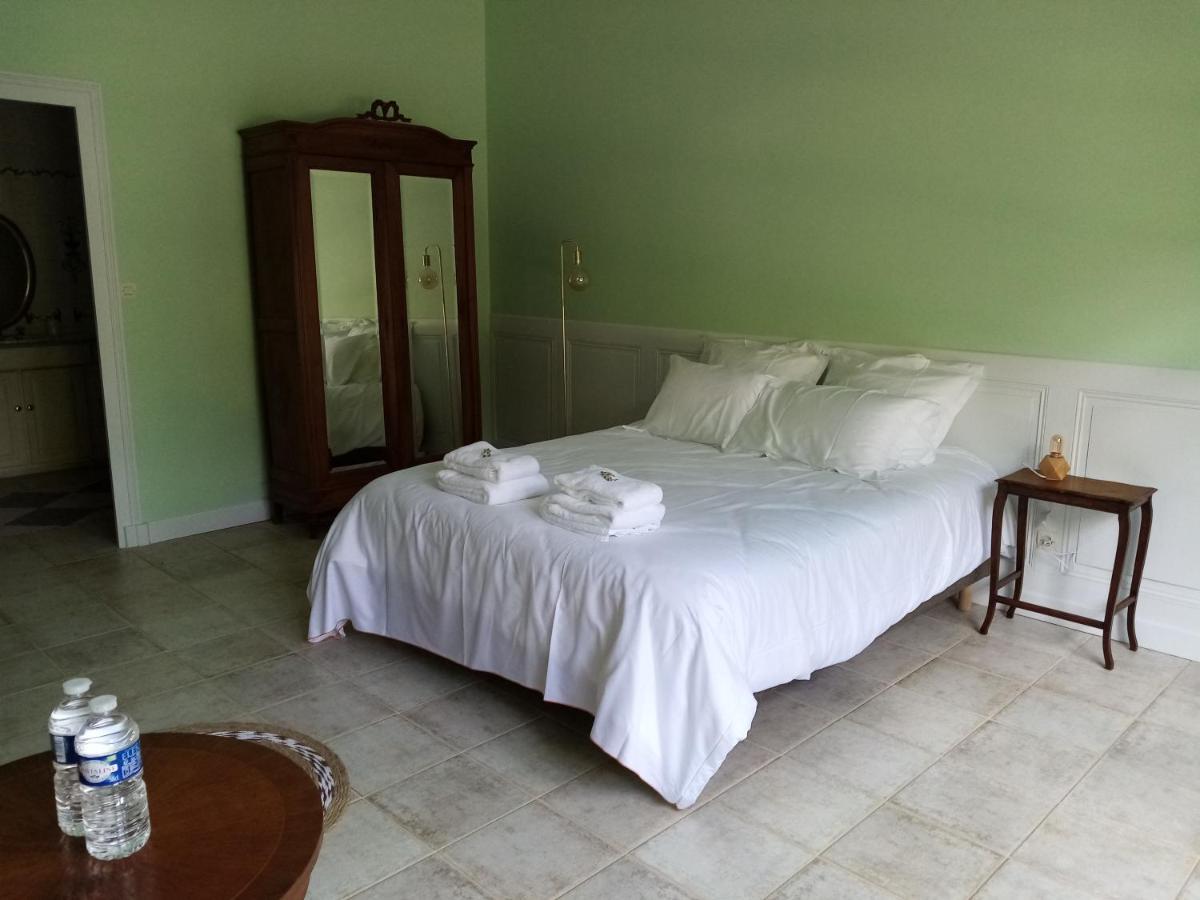 Domaine De Pladuc Bed & Breakfast Lachaise ห้อง รูปภาพ