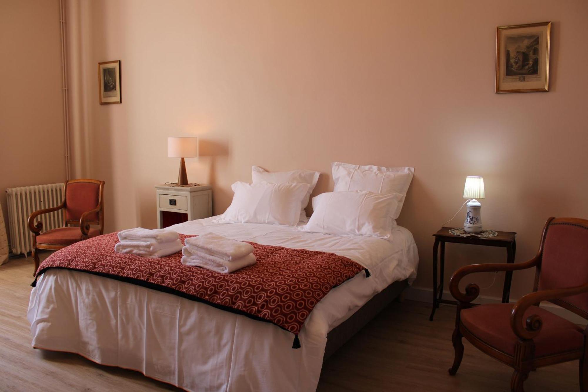 Domaine De Pladuc Bed & Breakfast Lachaise ภายนอก รูปภาพ